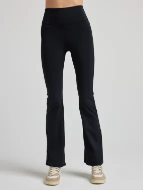 Essential Flare Legging - Black