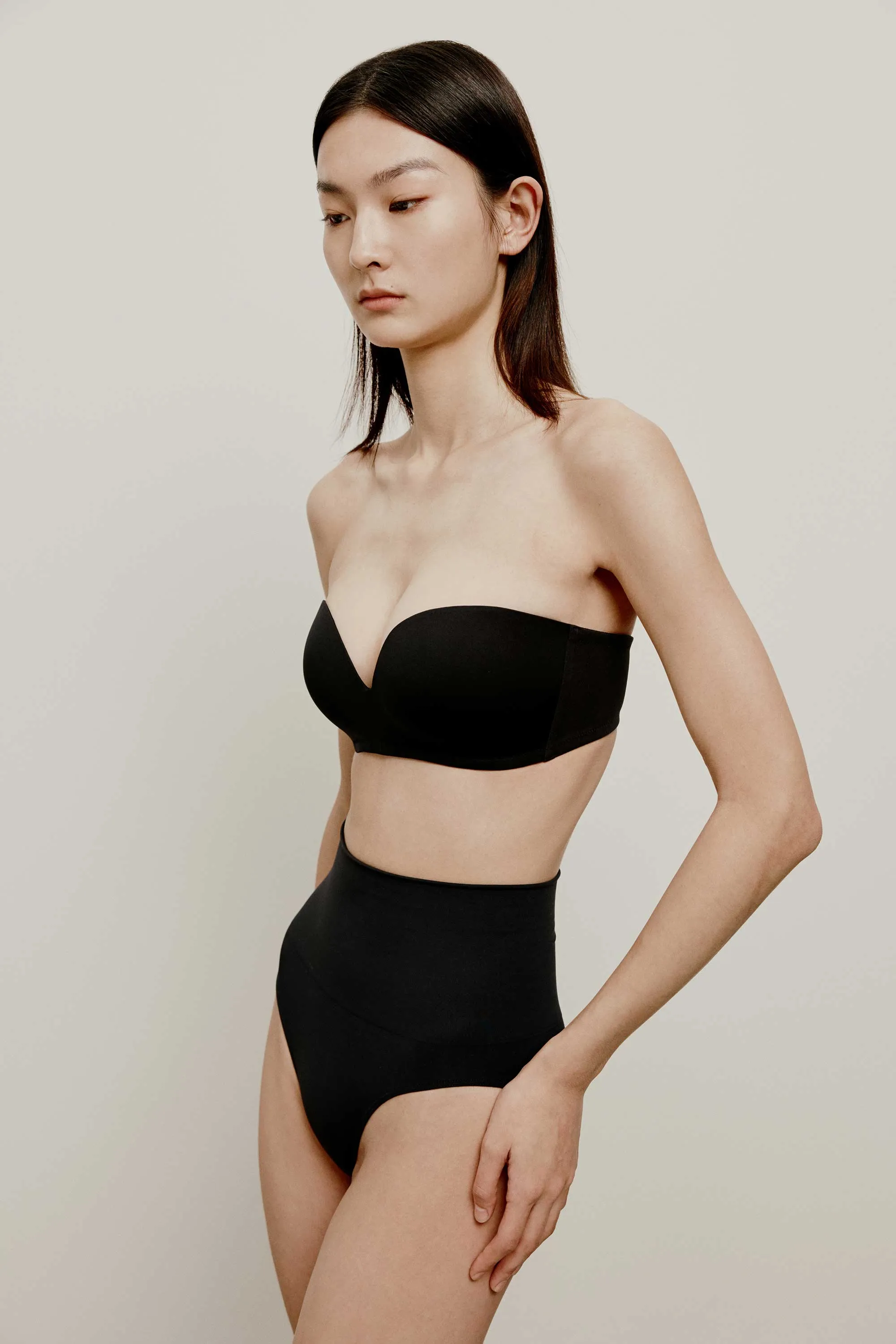 Essential Support Bandeau Bra