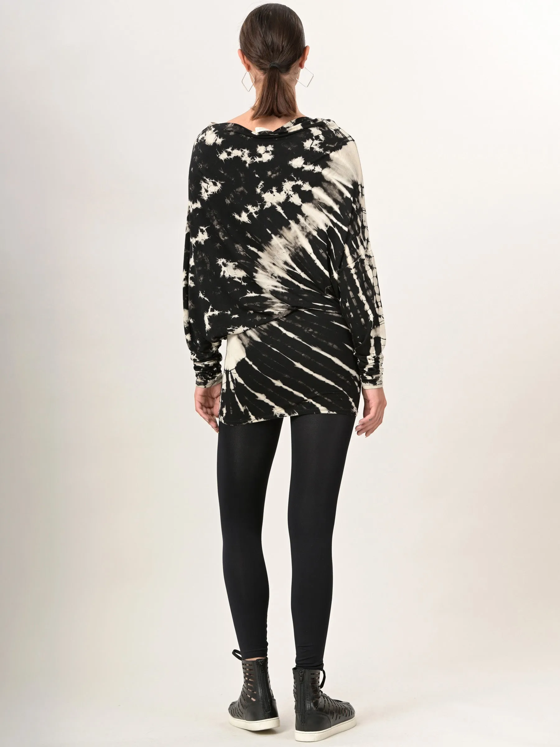 Tie Dye Stretchy Asymmetric Tunic - Black & Cream