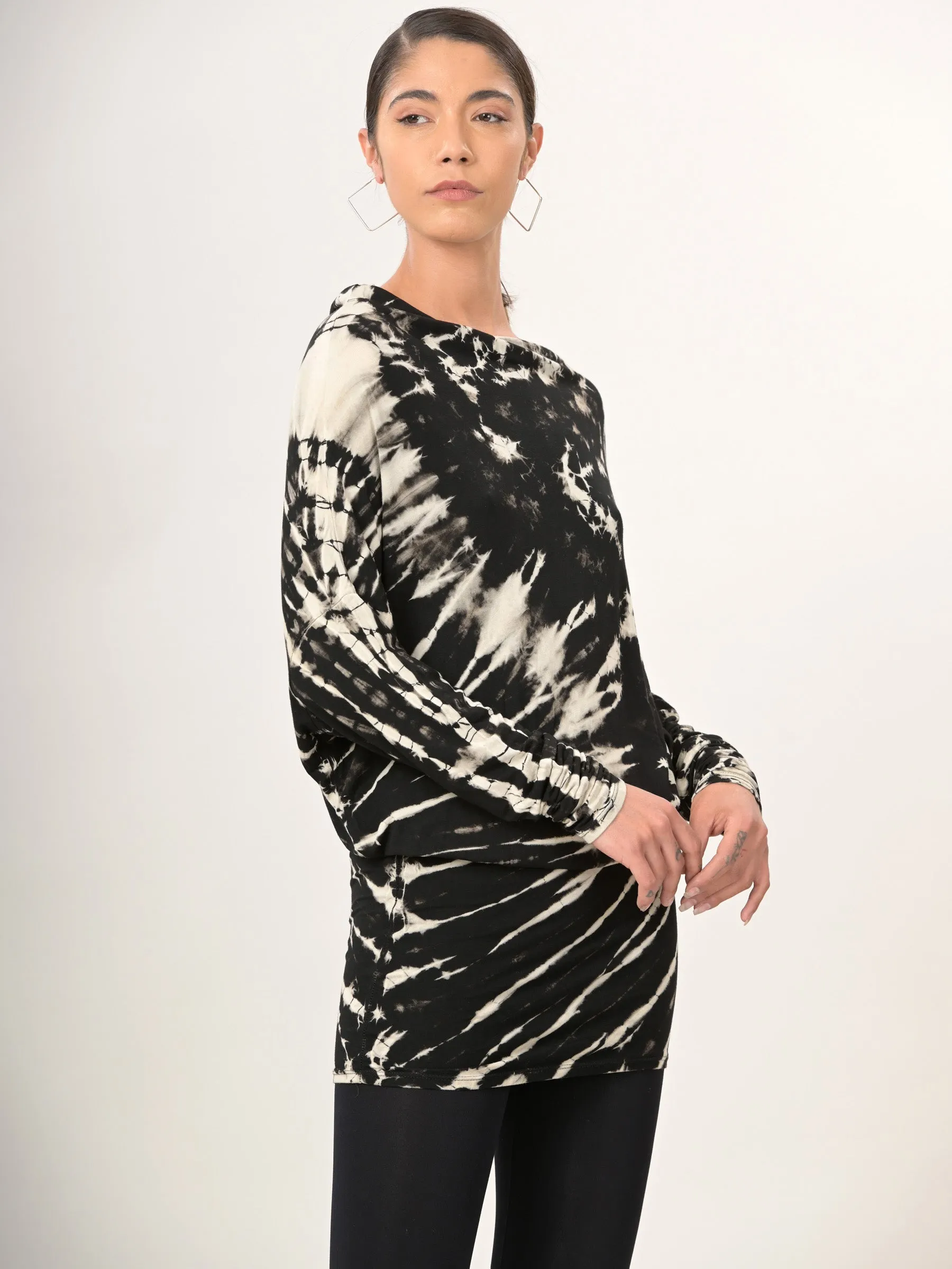 Tie Dye Stretchy Asymmetric Tunic - Black & Cream