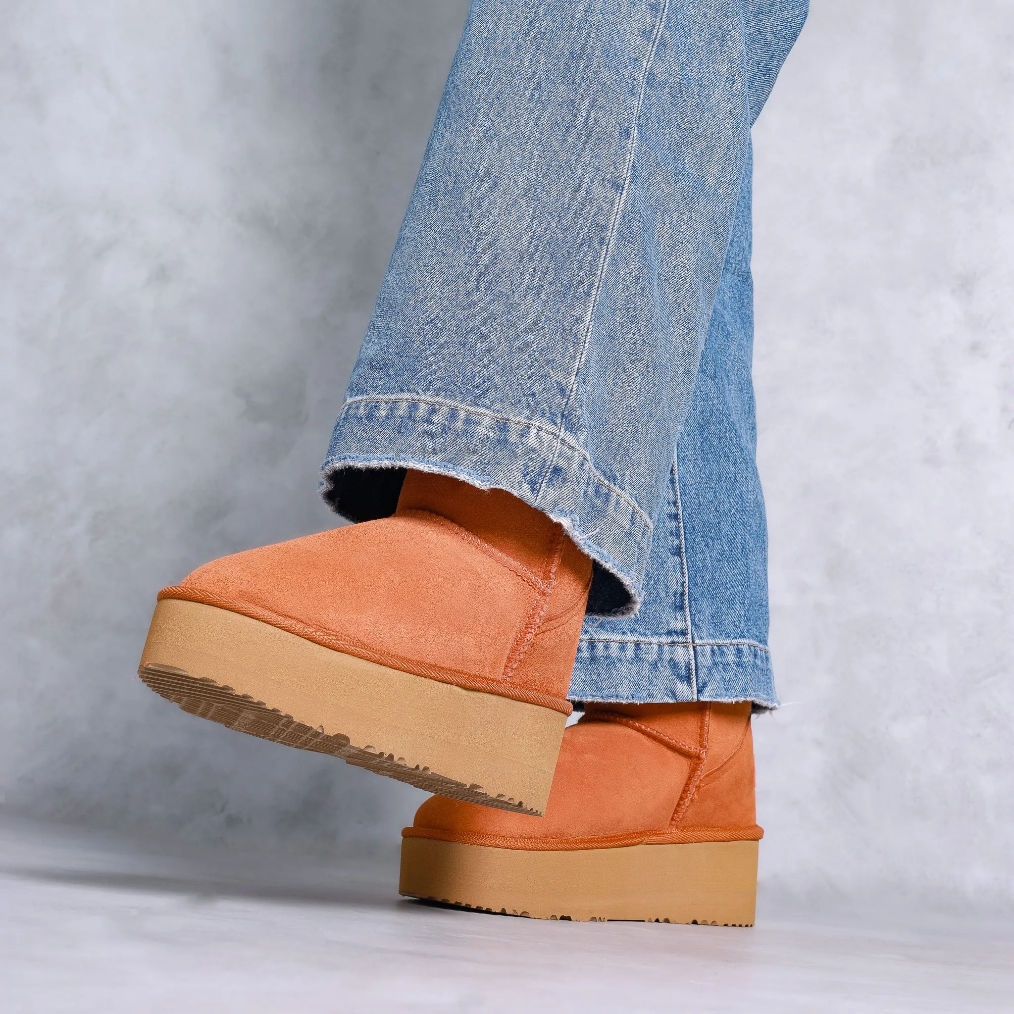 Women's Classic Mini Platform